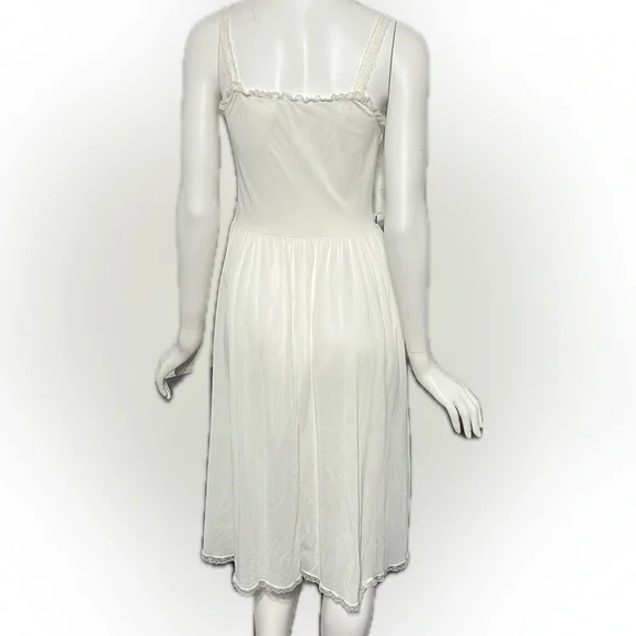 Kickernick Nightgown Lingerie Size 32 Nylon White Blue Floral VINTAGE 50s 60s